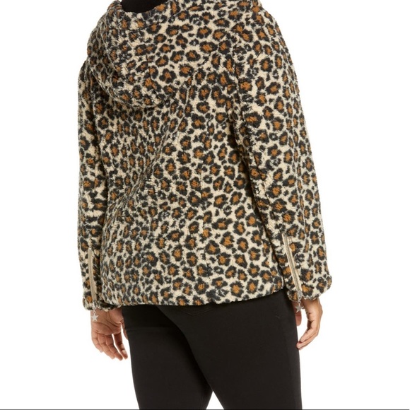 Chaser Leopard Faux Fur Hoodie Jacket - Picture 2 of 16